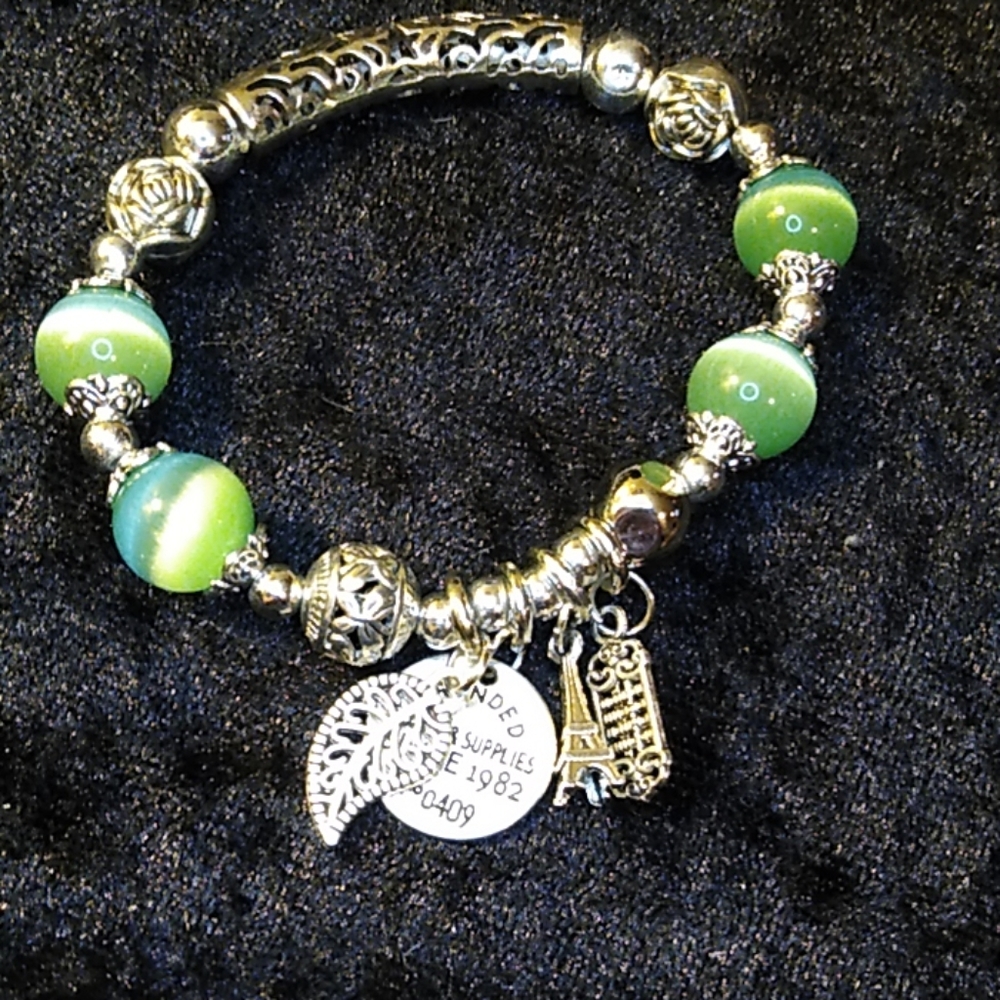 Bracelet Silver Green Paris Eiffel Tower